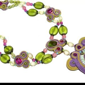 Fabulous Dori Csengeri signed Collectible Leather art glass beads necklace